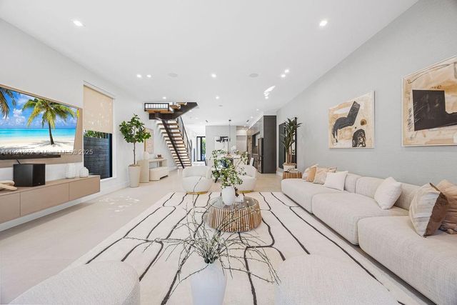 1222 NE 13th ave, Fort Lauderdale, FL 33304