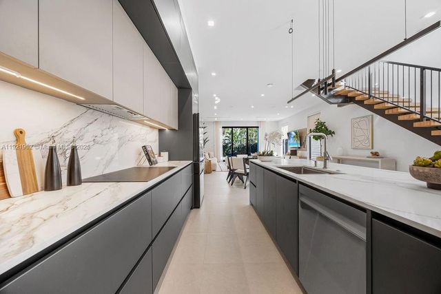 1222 NE 13th ave, Fort Lauderdale, FL 33304