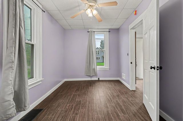 817 W Hanover Street, Marshall City, MI 49068