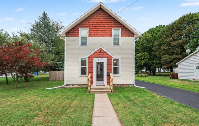 817 W Hanover Street, Marshall City, MI 49068
