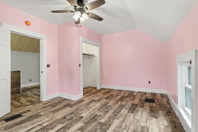 817 W Hanover Street, Marshall City, MI 49068