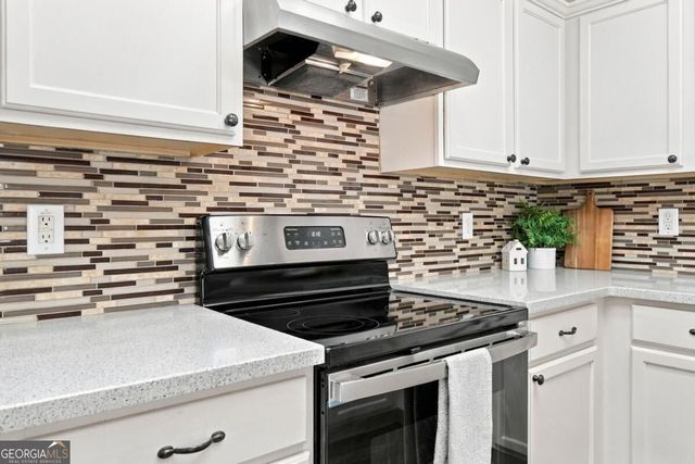 204 Rose Cottage Drive, Woodstock, GA 30189