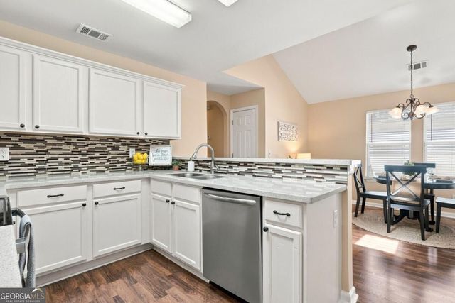 204 Rose Cottage Drive, Woodstock, GA 30189