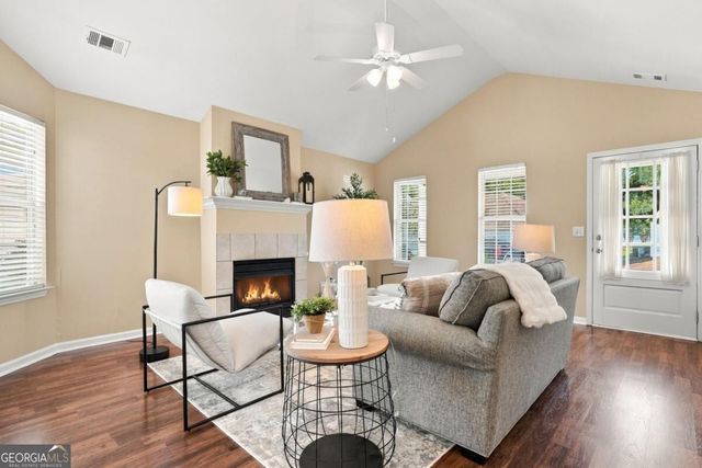 204 Rose Cottage Drive, Woodstock, GA 30189
