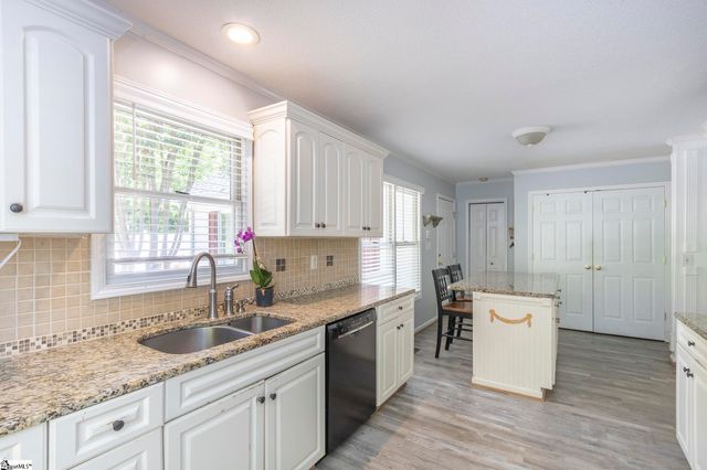 151 Hannah Circle, Anderson, SC 29621