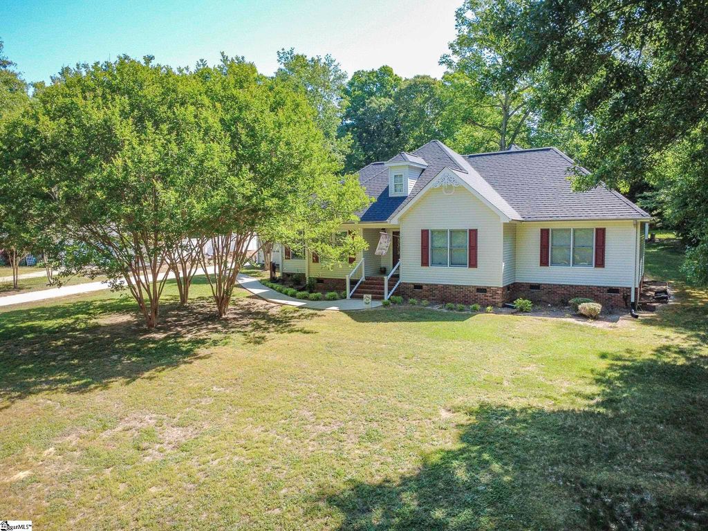 151 Hannah Circle, Anderson, SC 29621