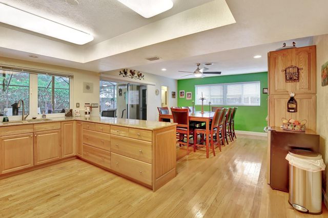 321 El Dorado Pkwy, Plantation, FL 33317
