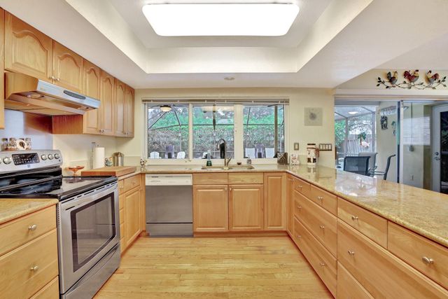 321 El Dorado Pkwy, Plantation, FL 33317