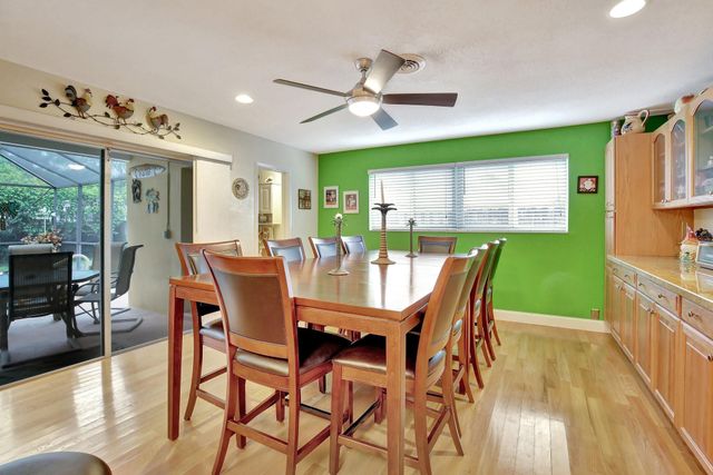 321 El Dorado Pkwy, Plantation, FL 33317
