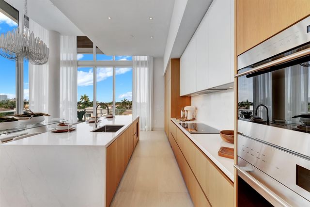 2321 SE 17th Street 401, Fort Lauderdale, FL 33316