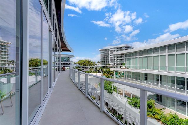 2321 SE 17th Street 401, Fort Lauderdale, FL 33316