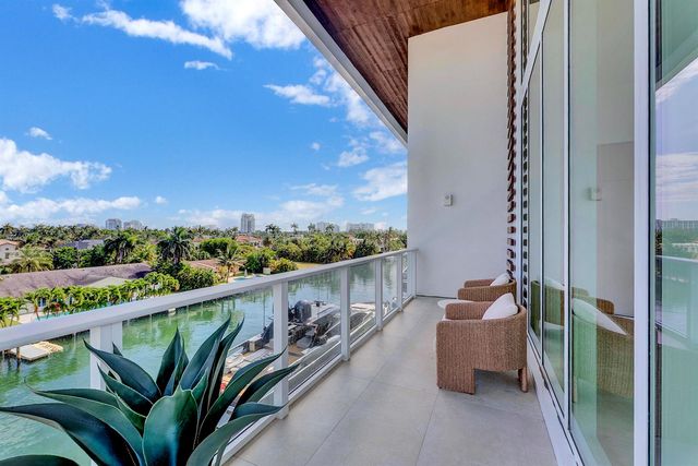 2321 SE 17th Street 401, Fort Lauderdale, FL 33316