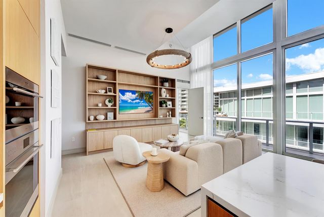 2321 SE 17th Street 401, Fort Lauderdale, FL 33316