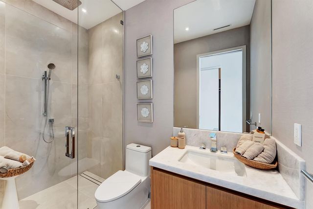 2321 SE 17th Street 401, Fort Lauderdale, FL 33316