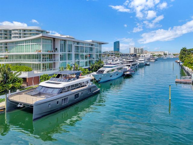 2321 SE 17th Street 401, Fort Lauderdale, FL 33316