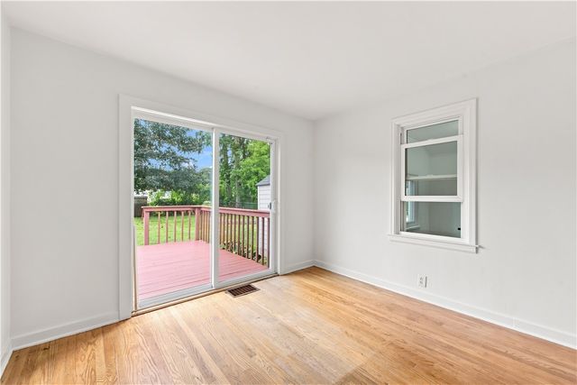 1061 Whitlock Road, Irondequoit, NY 14609