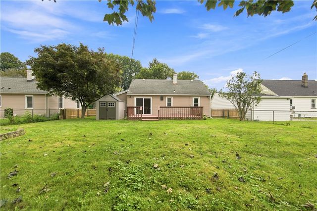 1061 Whitlock Road, Irondequoit, NY 14609