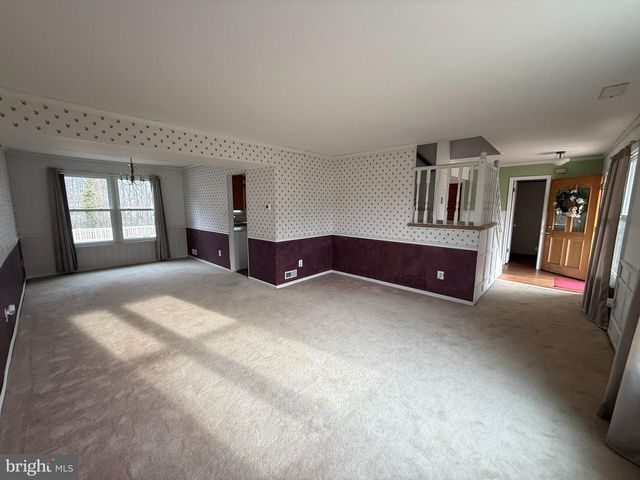 79 EDINBURGH RD, Blackwood, NJ 08012