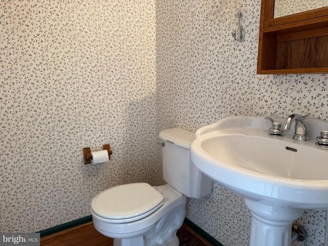 79 EDINBURGH RD, Blackwood, NJ 08012