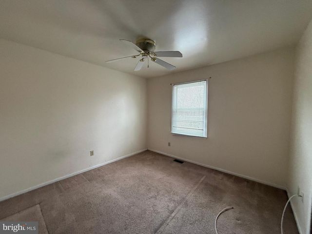 79 EDINBURGH RD, Blackwood, NJ 08012