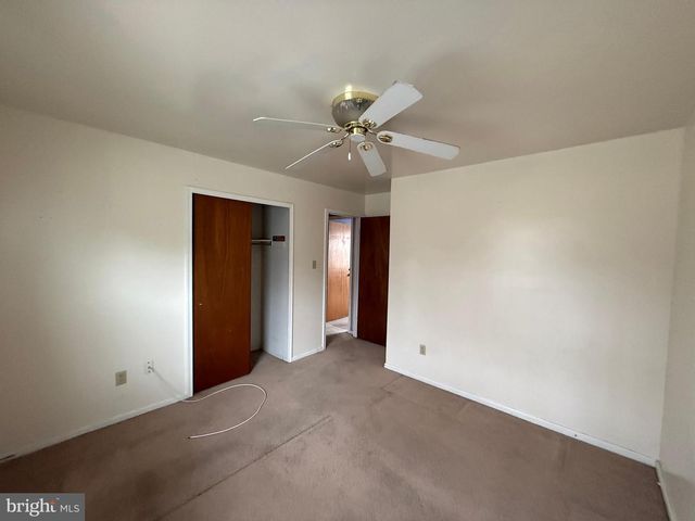 79 EDINBURGH RD, Blackwood, NJ 08012