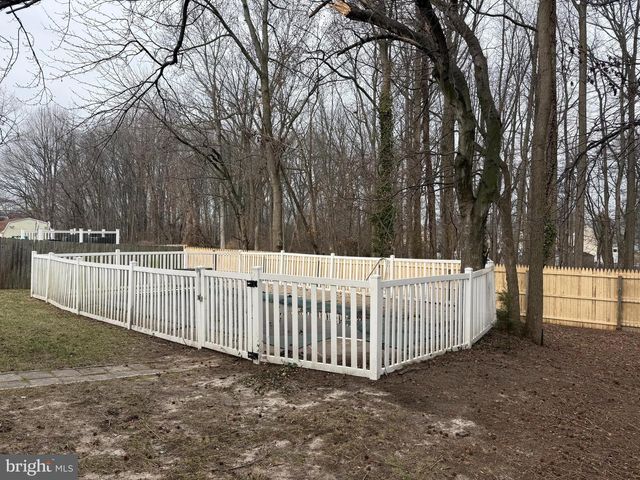 79 EDINBURGH RD, Blackwood, NJ 08012