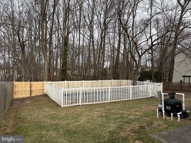 79 EDINBURGH RD, Blackwood, NJ 08012