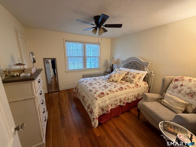 18 Bridge Street APT 2C, Naugatuck, CT 06770