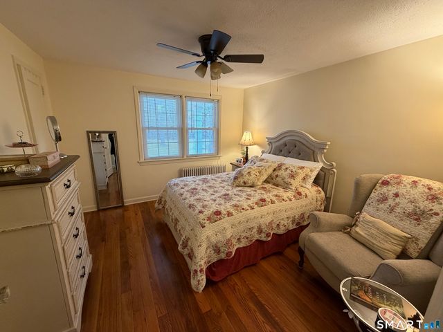 18 Bridge Street APT 2C, Naugatuck, CT 06770