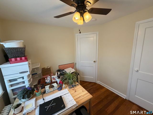 18 Bridge Street APT 2C, Naugatuck, CT 06770