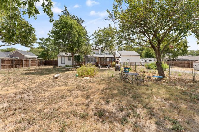 314 Houston Street, Cedar Hill, TX 75104
