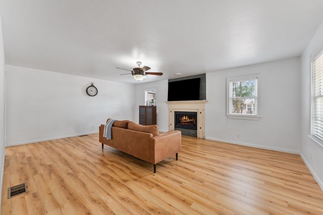 314 Houston Street, Cedar Hill, TX 75104