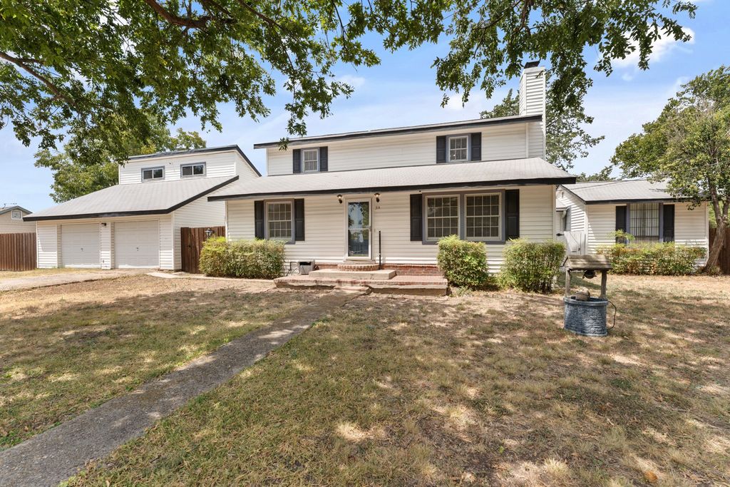 314 Houston Street, Cedar Hill, TX 75104