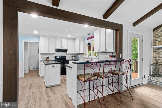 2237 MOUNTAIN VIEW RD, Stafford, VA 22556