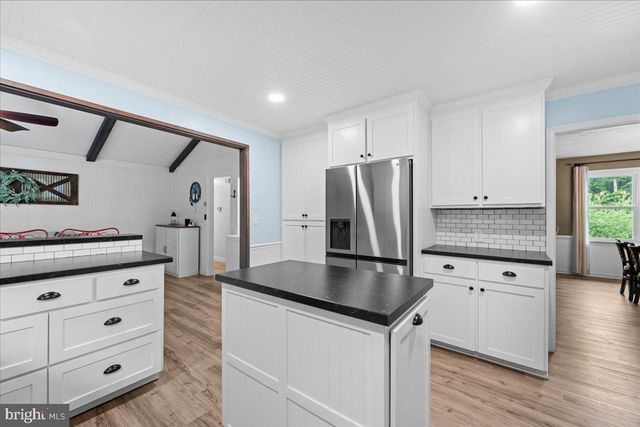 2237 MOUNTAIN VIEW RD, Stafford, VA 22556