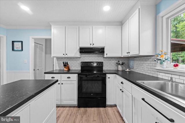 2237 MOUNTAIN VIEW RD, Stafford, VA 22556