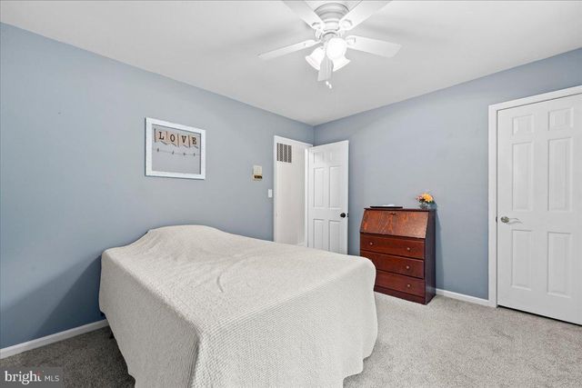 2237 MOUNTAIN VIEW RD, Stafford, VA 22556