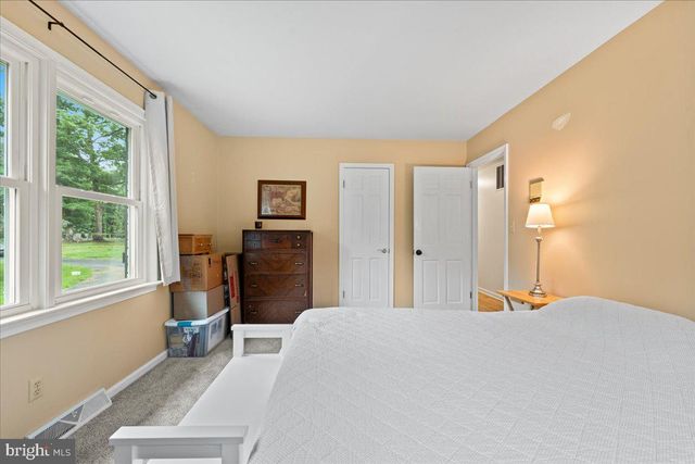 2237 MOUNTAIN VIEW RD, Stafford, VA 22556