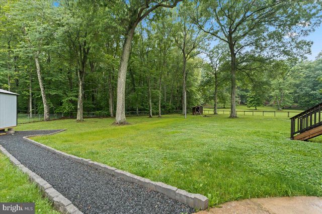 2237 MOUNTAIN VIEW RD, Stafford, VA 22556