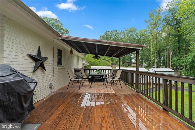 2237 MOUNTAIN VIEW RD, Stafford, VA 22556