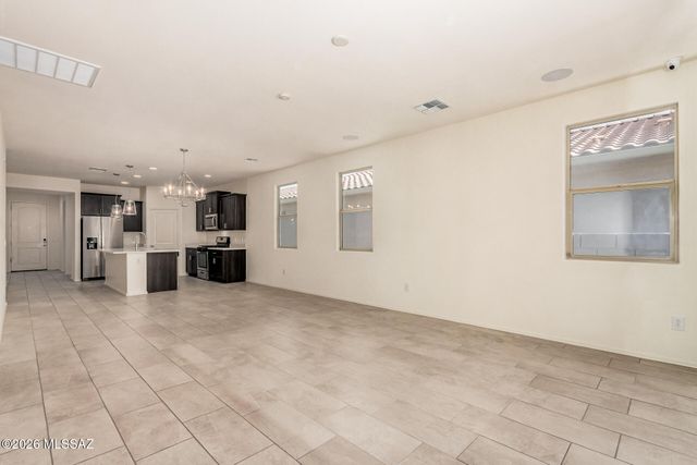 6390 E Via Valdivia, Tucson, AZ 85756