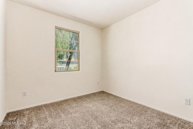 6390 E Via Valdivia, Tucson, AZ 85756