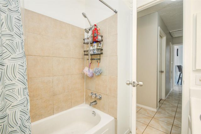 15114 Wellman Lane, Houston, TX 77060