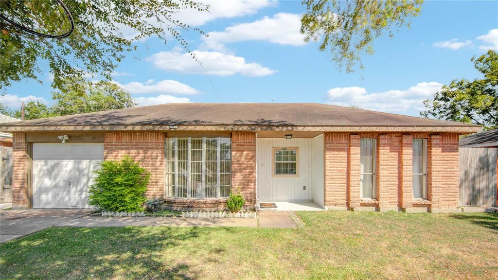 15114 Wellman Lane, Houston, TX 77060