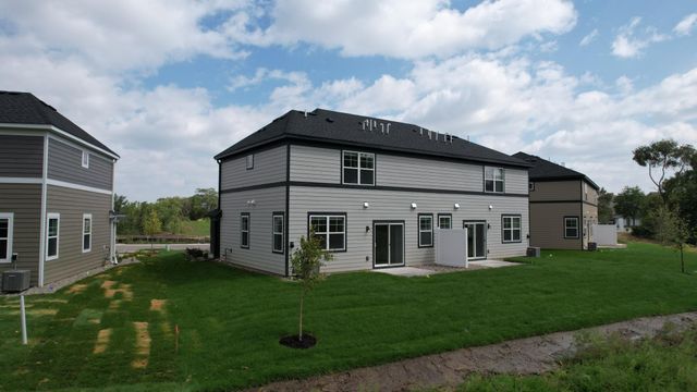 11124 203rd Street W, Lakeville, MN 55044