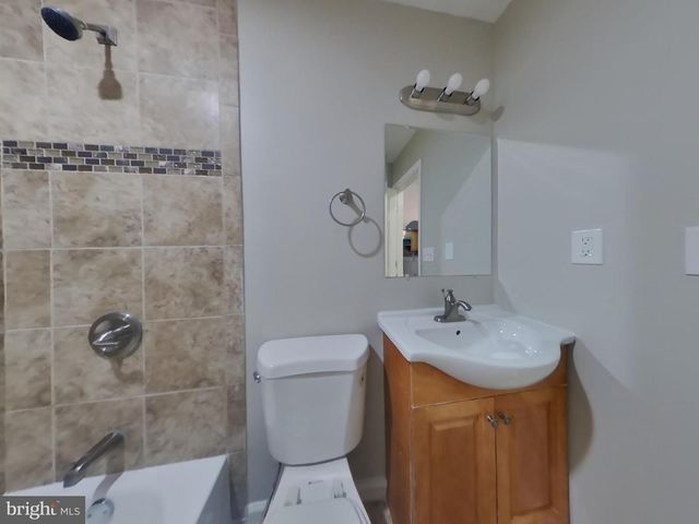 2000 GAITHER ST, Temple Hills, MD 20748