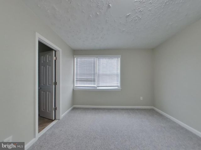 2000 GAITHER ST, Temple Hills, MD 20748