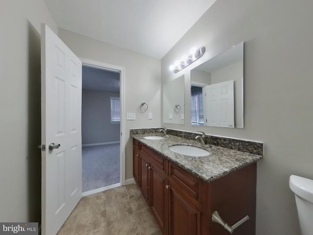 2000 GAITHER ST, Temple Hills, MD 20748