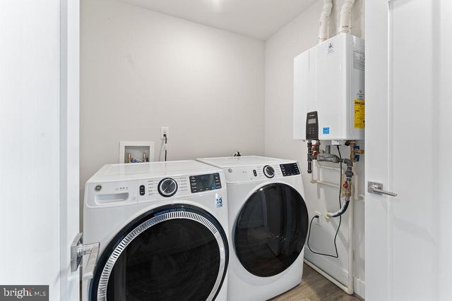 313 CHARLES ST, Fredericksburg, VA 22401