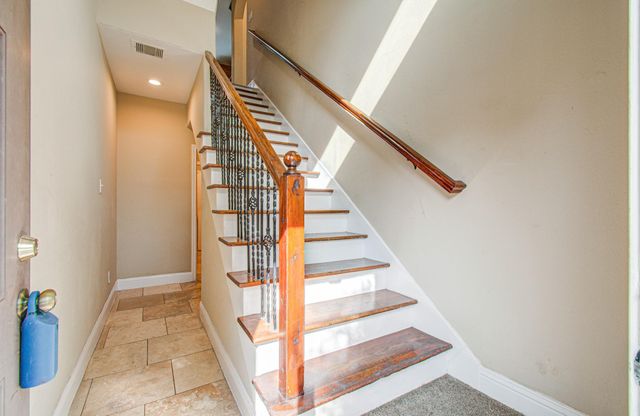 408 Eichwurzel Lane A, Houston, TX 77009